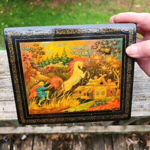 Vintage Russian Palekh Lacquer Box Hand-Painted Fairy Tale Scene Hinged Lid Red